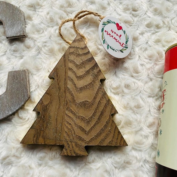 Old Fashioned Sleigh Rides and Hot Cocoa On The Farm, Wooden Ornaments & Other - Picture 6 of 7